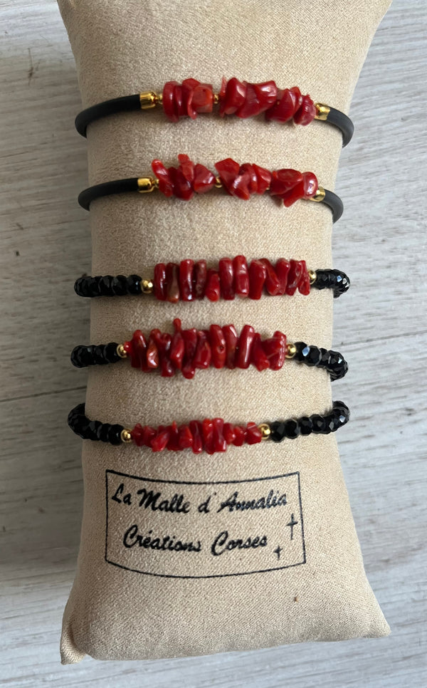 Bracelet ressort caoutchouc en perles de corail LA MALLE D’annalia